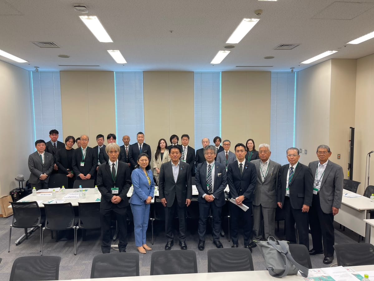 子どもたちが安心して麻雀を学べる施設実現に向けて―スポーツ麻雀議連にて機構設立を説明！